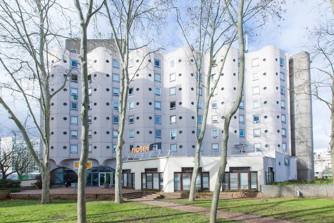 Hotelf1 Cergy Exterior foto