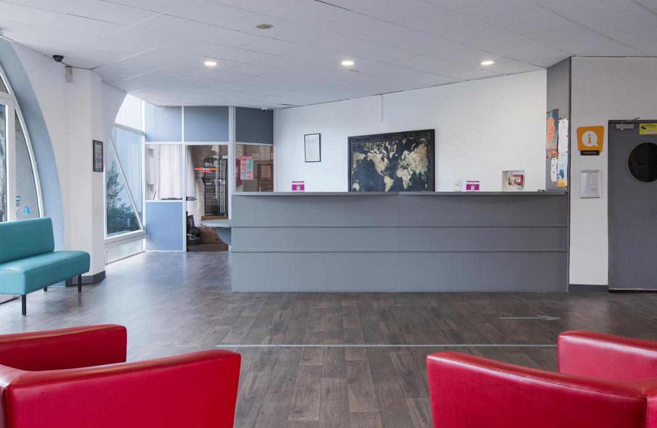 Hotelf1 Cergy Exterior foto