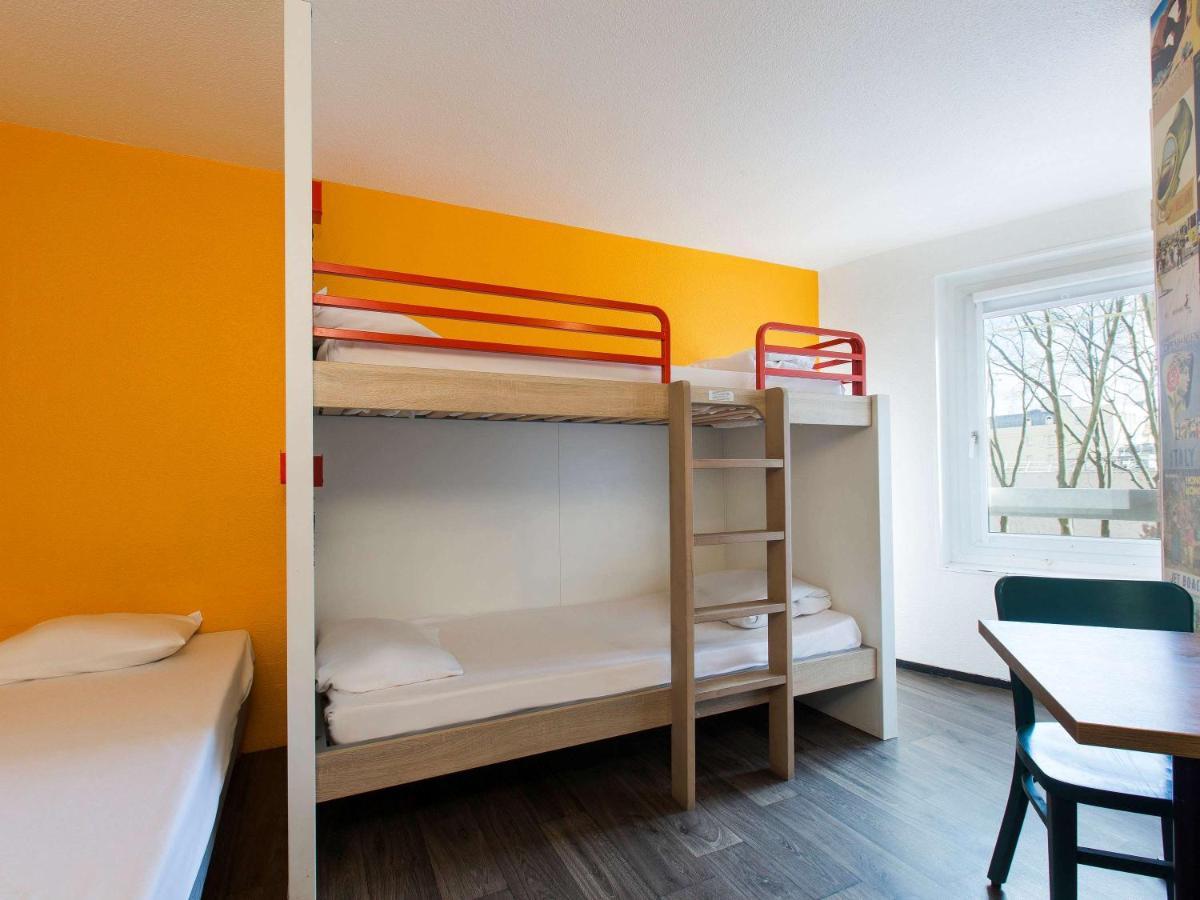 Hotelf1 Cergy Exterior foto