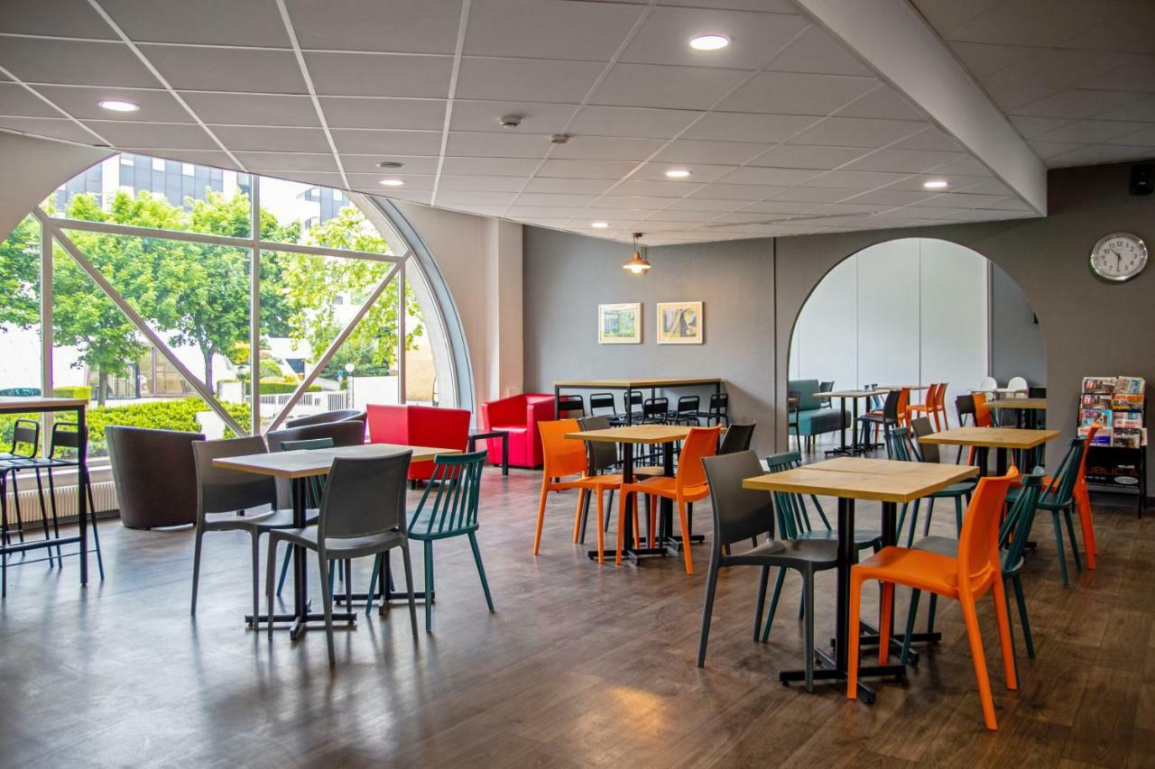 Hotelf1 Cergy Exterior foto