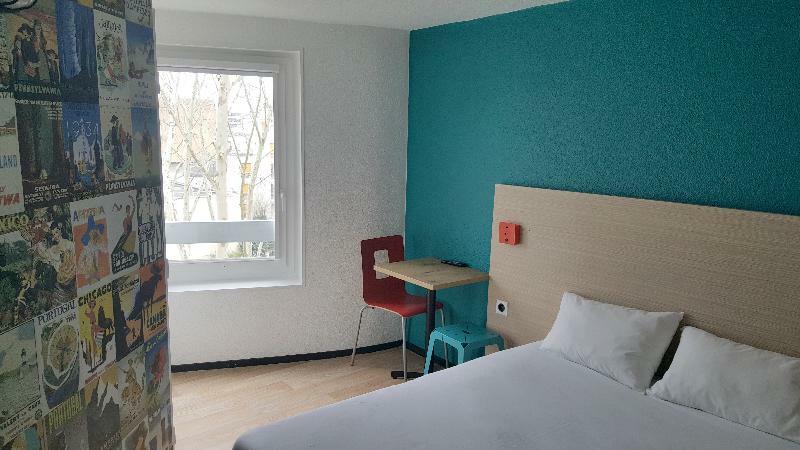 Hotelf1 Cergy Exterior foto