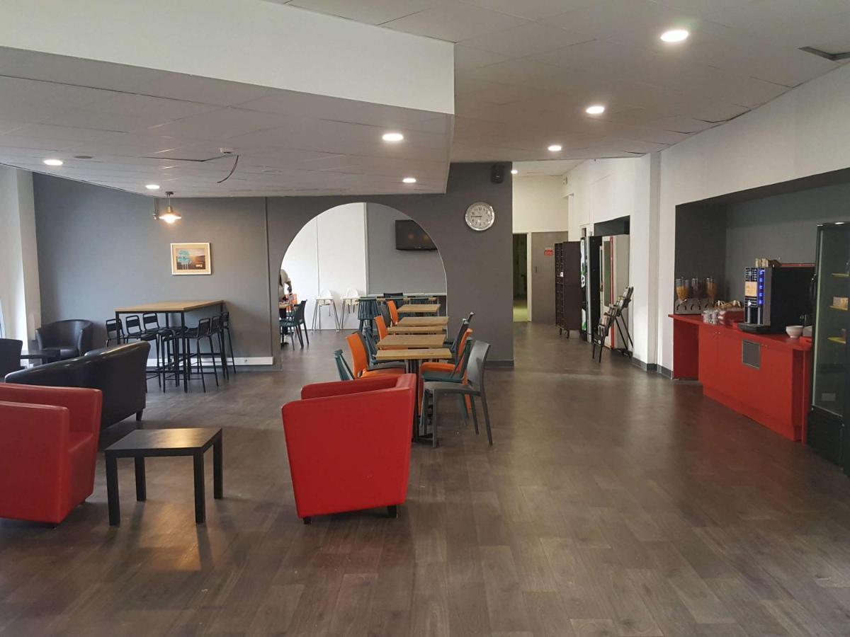 Hotelf1 Cergy Exterior foto